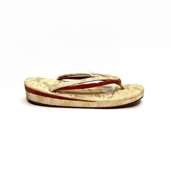 Shoes - Vintage 1950s silk velvet traditional Japanese zori kimono sandals